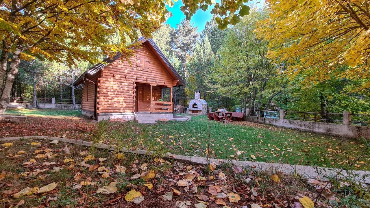 Cabin House Hidden Nest Mostar Buitenkant foto