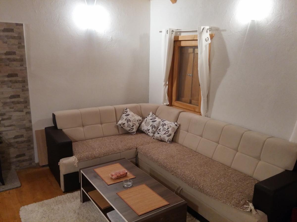 Cabin House Hidden Nest Mostar Buitenkant foto