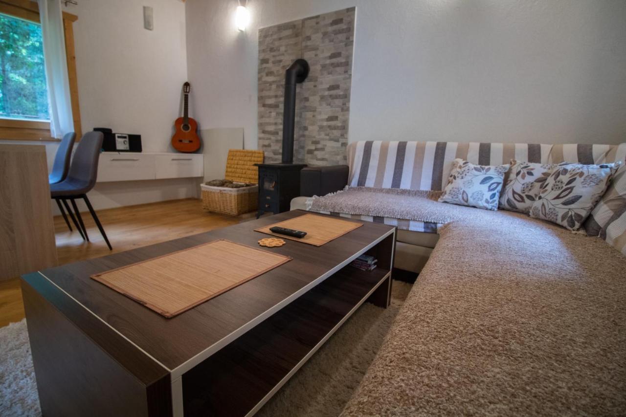Cabin House Hidden Nest Mostar Buitenkant foto
